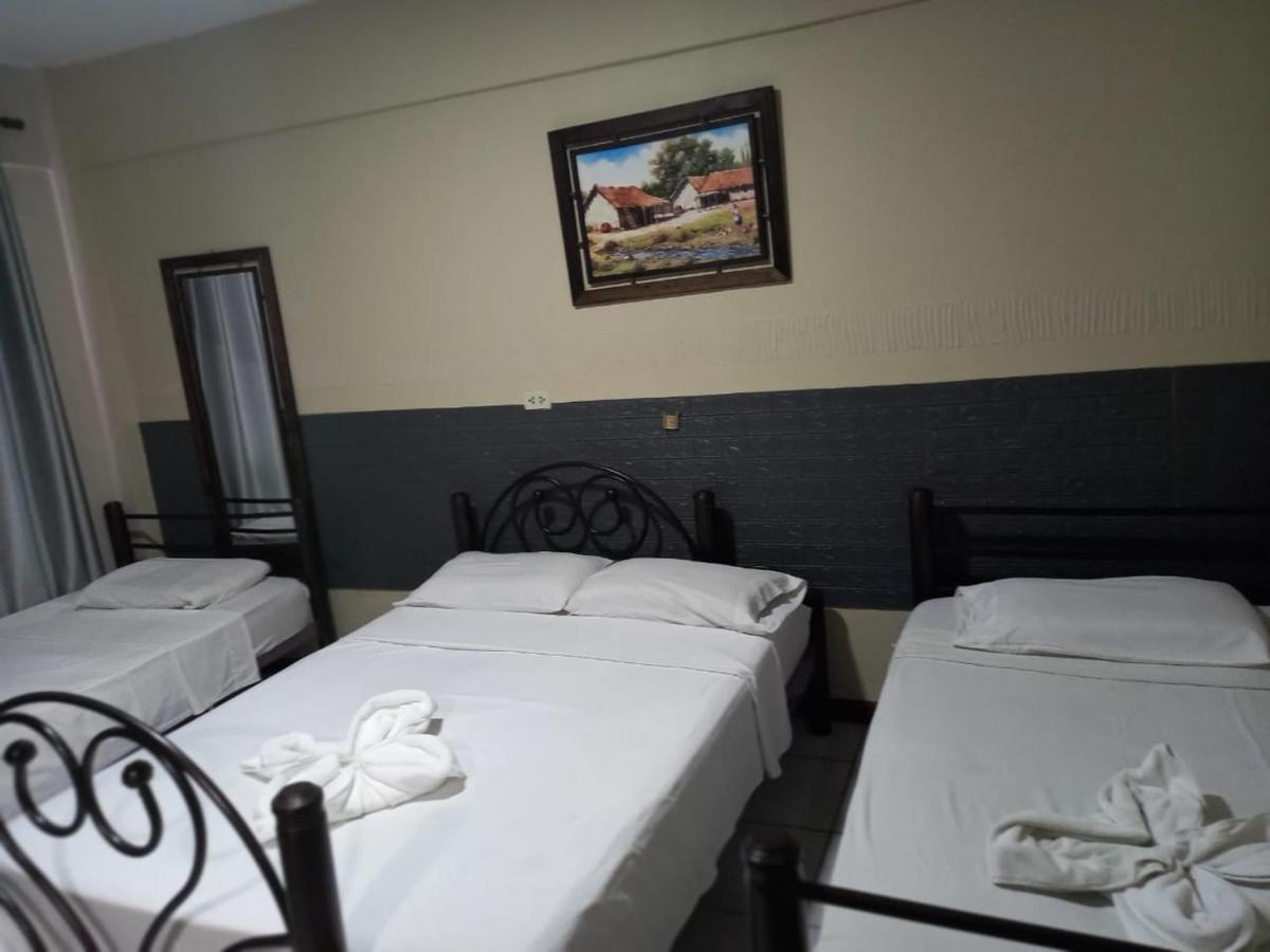 Hostal Ibiza ซานตาครูซเดอลาเซียร์รา ภายนอก รูปภาพ
