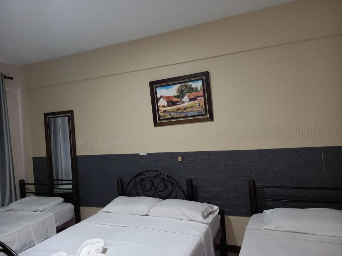 Hostal Ibiza ซานตาครูซเดอลาเซียร์รา ภายนอก รูปภาพ