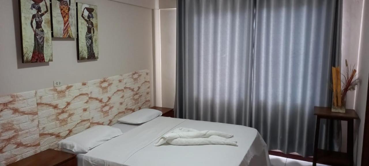 Hostal Ibiza ซานตาครูซเดอลาเซียร์รา ภายนอก รูปภาพ