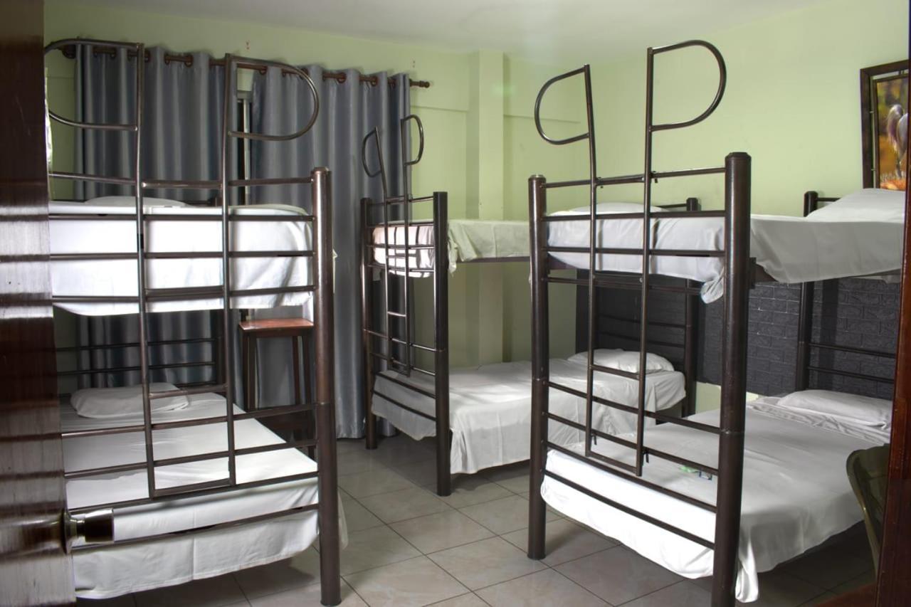 Hostal Ibiza ซานตาครูซเดอลาเซียร์รา ภายนอก รูปภาพ